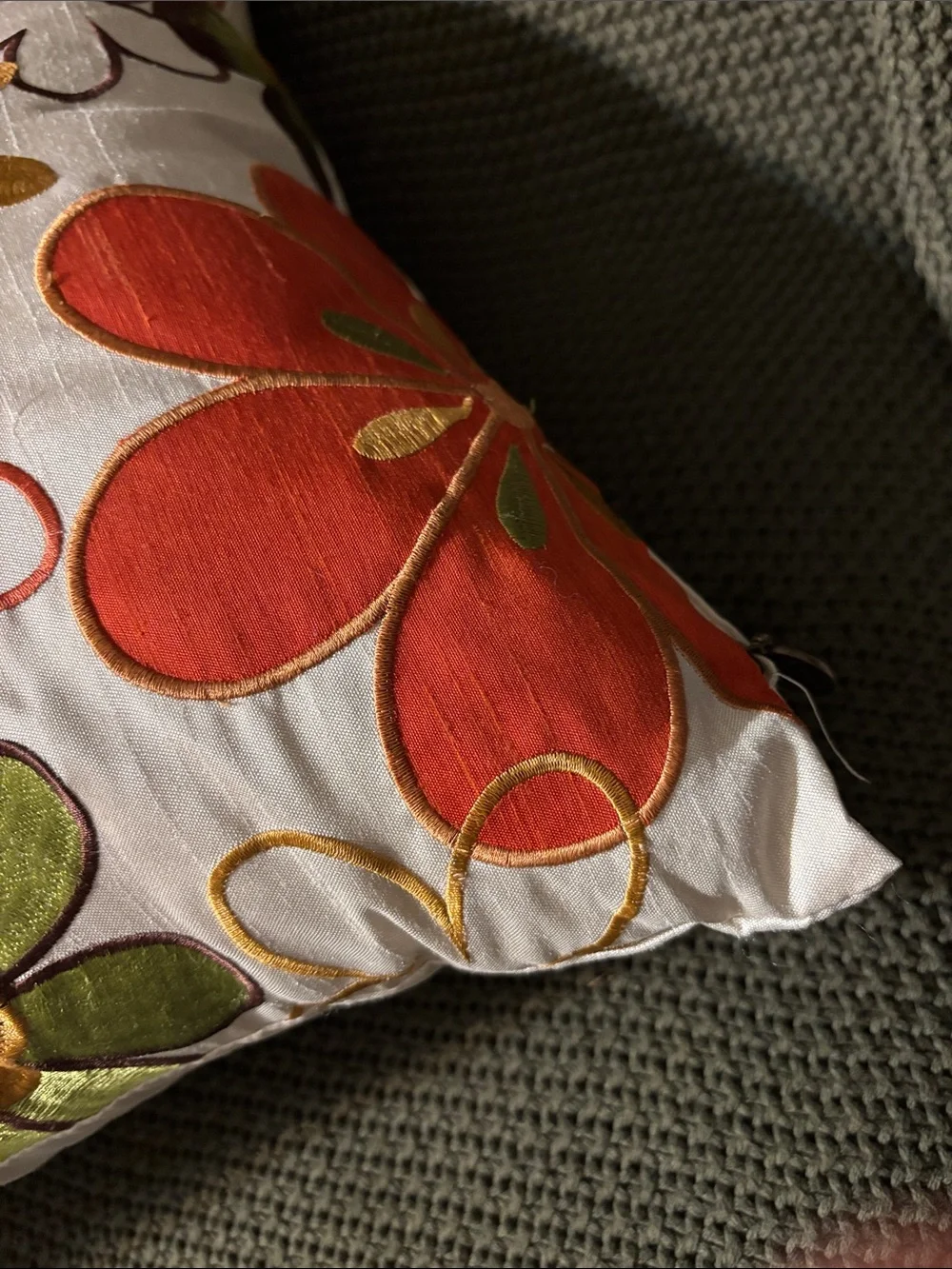 Pier 1 Imports Floral Embroidered 17’ Autumn 🍂 Fall Colors
